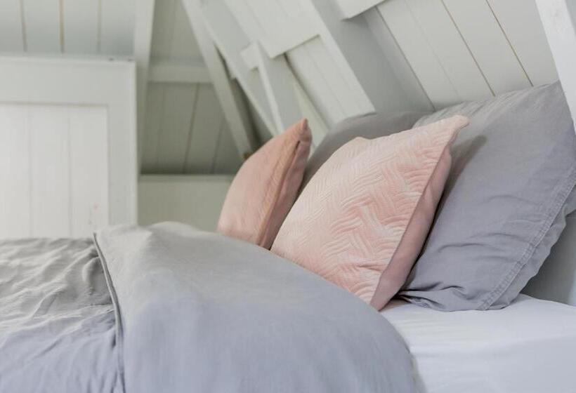 Bed and Breakfast De Friese Wouden