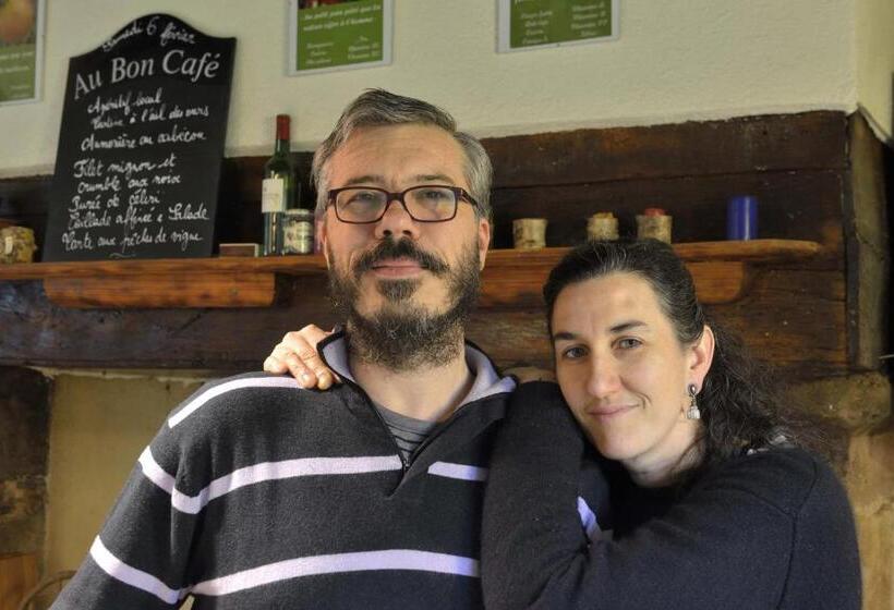 مبيت وإفطار Domaine De La Clauzade