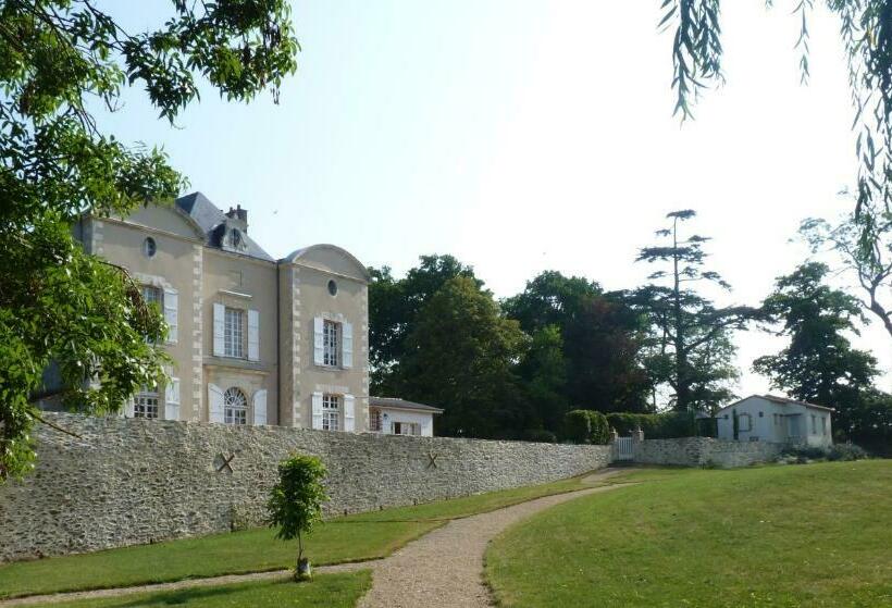 צימר Domaine Du Chêne Crucy