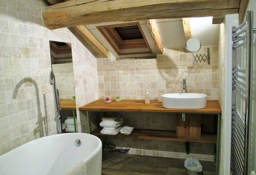 مبيت وإفطار Ferme De Bellevue