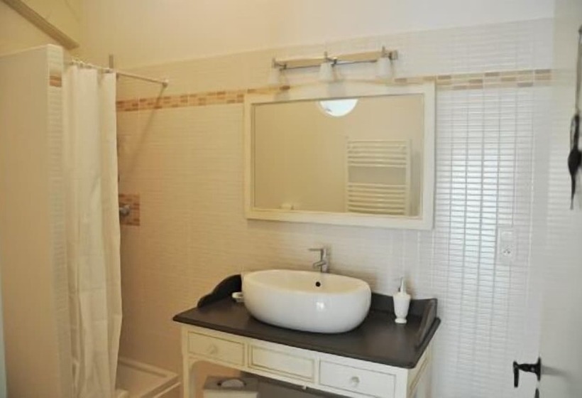 مبيت وإفطار La Grange Champenoise