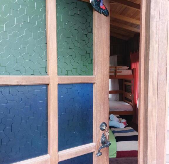 مبيت وإفطار Las Cabañas Del Escobo   Cabaña Tucán