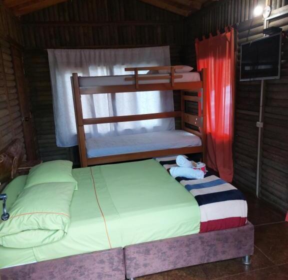 مبيت وإفطار Las Cabañas Del Escobo   Cabaña Tucán