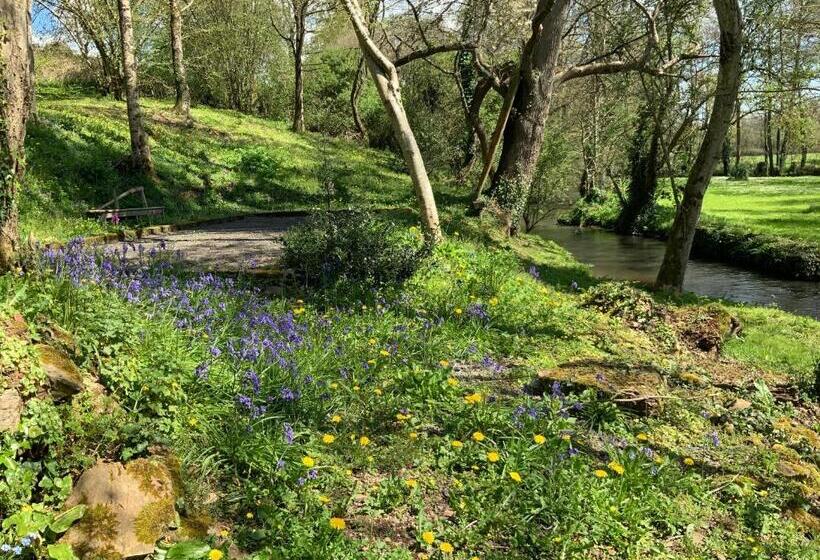 مبيت وإفطار Le Moulin De La Castellerie