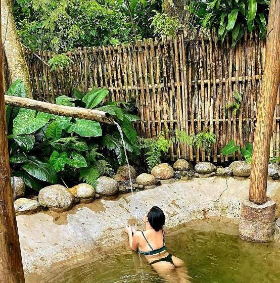 مبيت وإفطار Maka Kalinaw 6 Wabi Sabi Room, Forest And Garden View