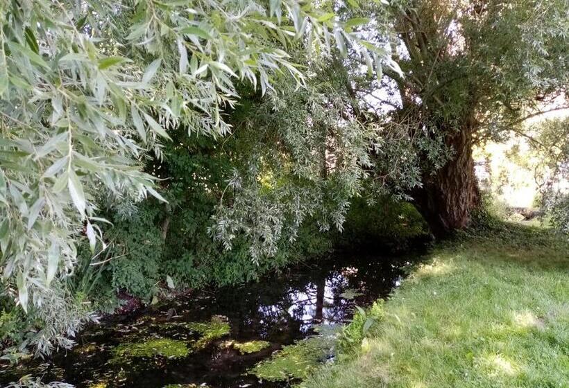 مبيت وإفطار Moulin De Giboudet Chambres D Hôtes