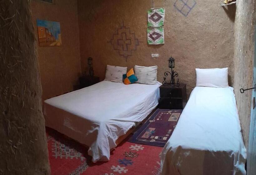 تختخواب و صبحانه Oasis Travel