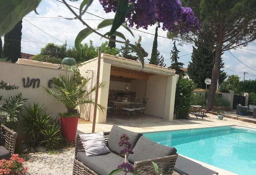 住宿加早餐 Philoxenia