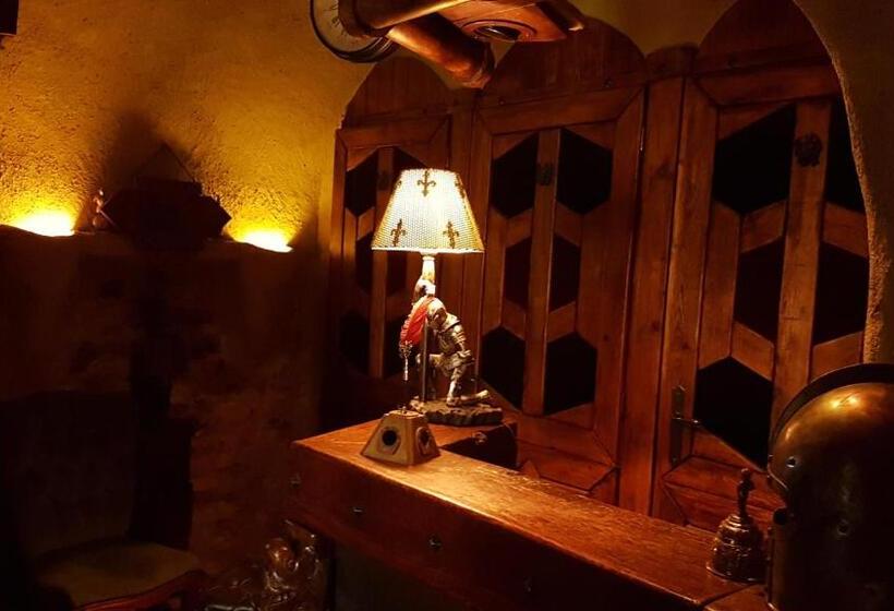 مبيت وإفطار Suite Médiévale 40m2 Chambre D  Hôte Du Mas Fabrègue