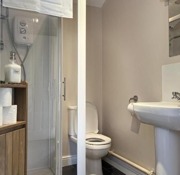 Bed and Breakfast The Crewe Arms