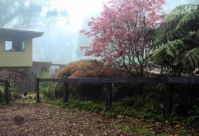 مبيت وإفطار Tomah Retreat   Studio Breathe With Fireplace