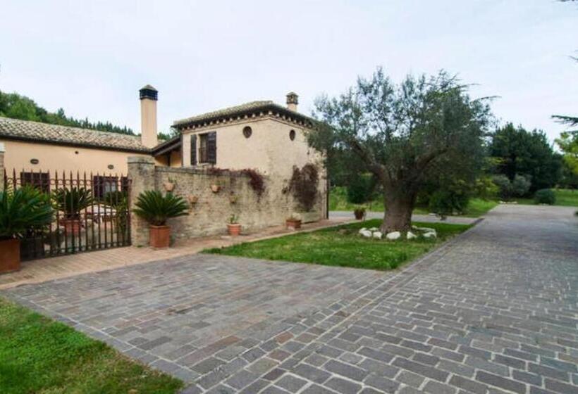 تختخواب و صبحانه Villa Conero