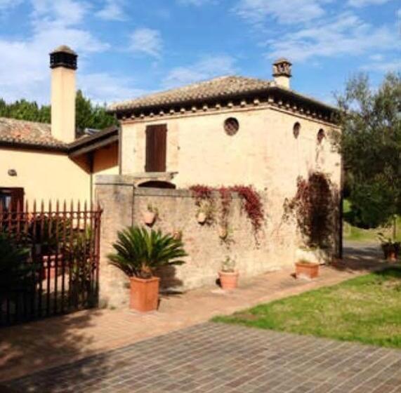 تختخواب و صبحانه Villa Conero