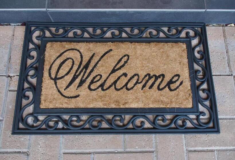 Bed & Breakfast At Tiffany's