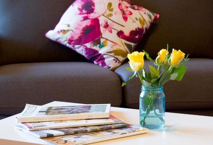 Bed & Breakfast At Tiffany's