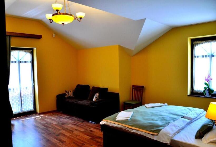 Forster Vadászkastély és Szálloda