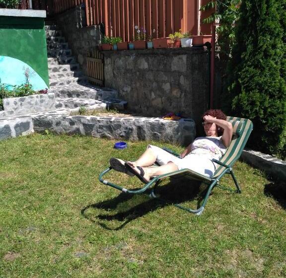 فندق семеен хотел невен