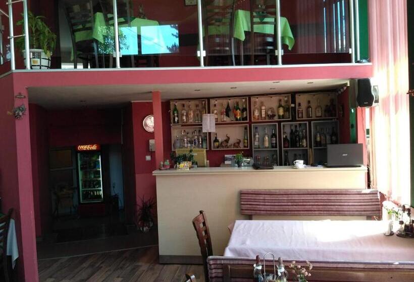 فندق семеен хотел невен