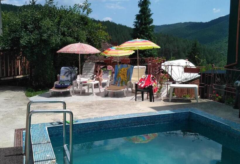 فندق семеен хотел невен