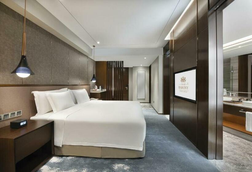 فندق Grand Barony Qingdao Airport