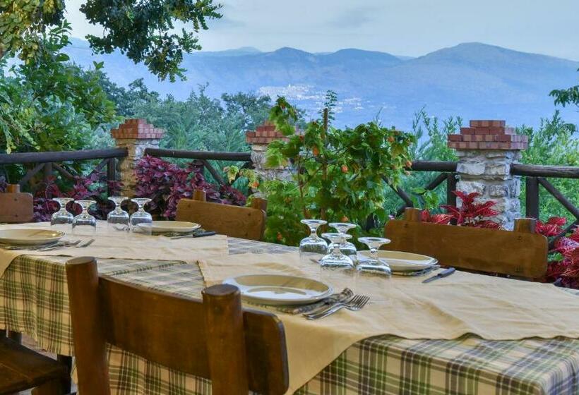 فندق Agriturismo L Antico Casolare