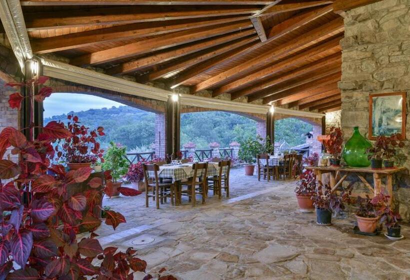 فندق Agriturismo L Antico Casolare