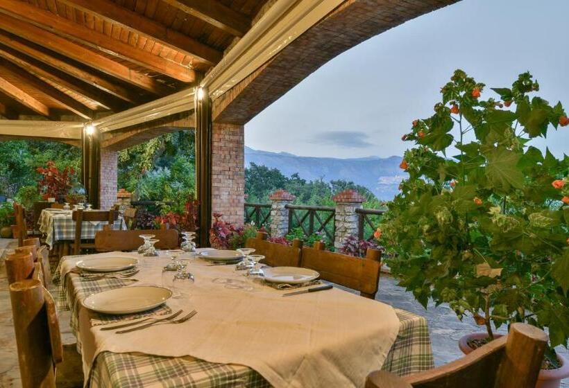 فندق Agriturismo L Antico Casolare