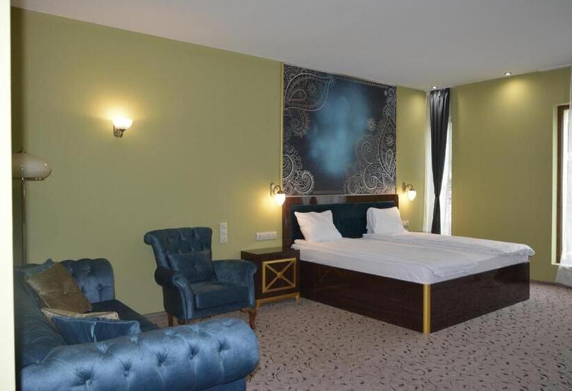 בית מלון כפרי Alchemist Residence Von Goldenburg