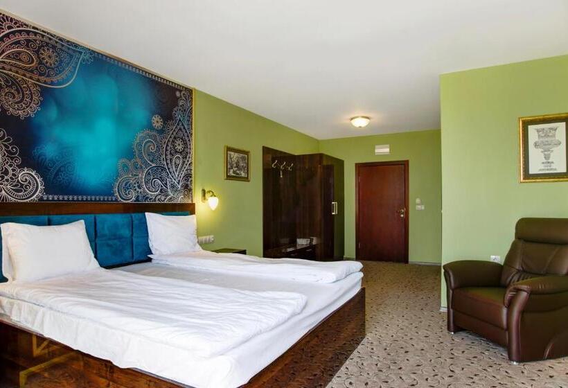 בית מלון כפרי Alchemist Residence Von Goldenburg