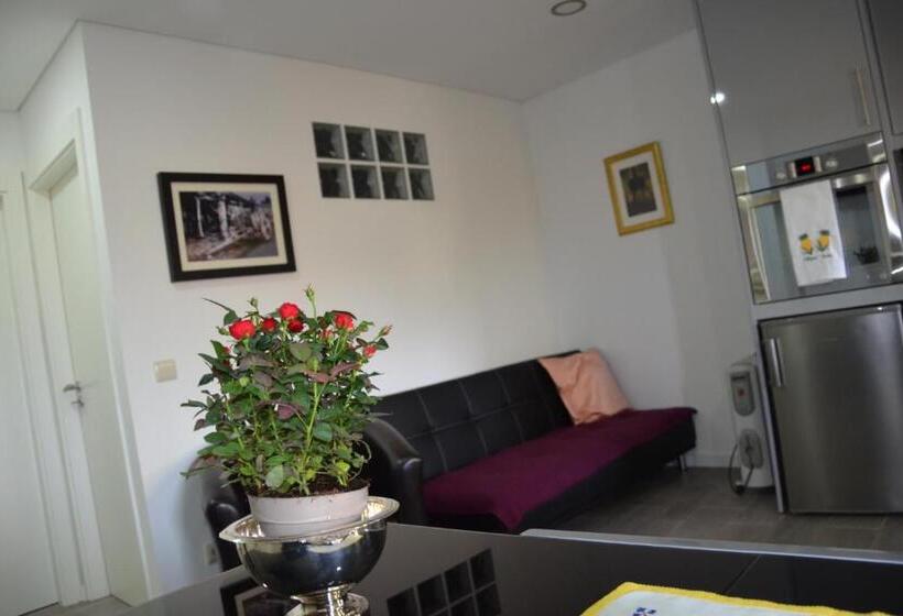 هتل Casa Freixedelo