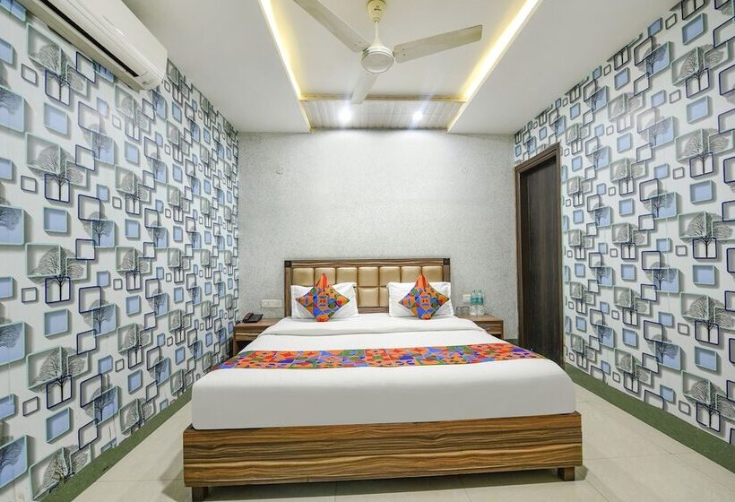 Fabhotel Ess Pee Grand