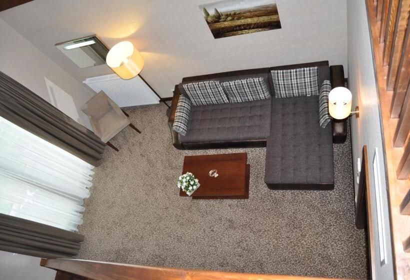 בית מלון כפרי Fenerbahçe Serkan Acar Resort&sports Topuk Yaylası