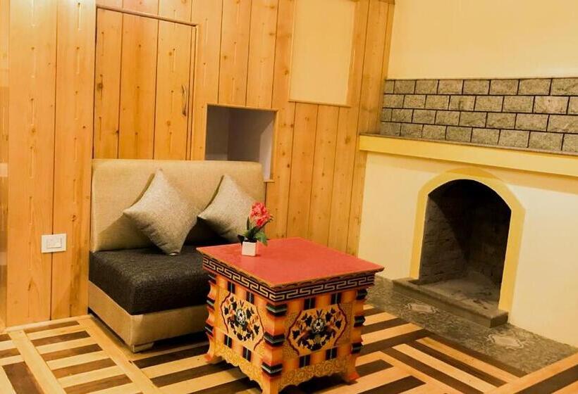 酒店 Golden Tashi Gakhil Resort