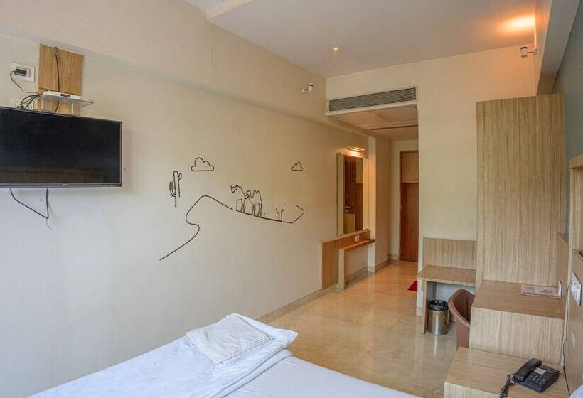 ホテル Kjsp Seasons