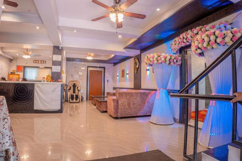 ホテル Kjsp Seasons