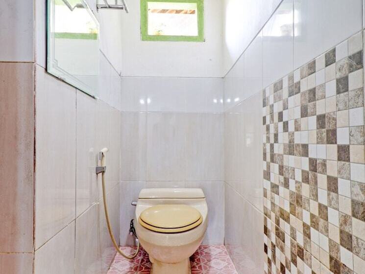 Отель Oyo Homes 90850 Cibeunying Eco Tourism Homestay Cibodas Maribaya 2