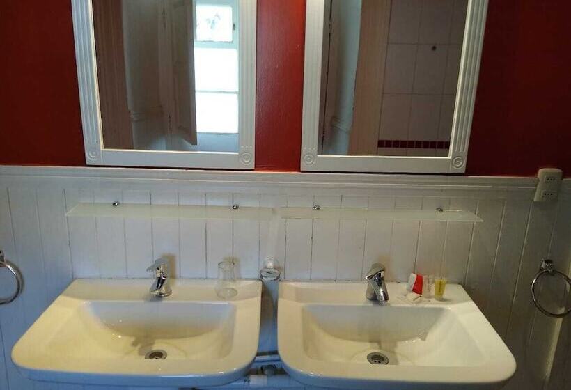 فندق Plaza Malloa