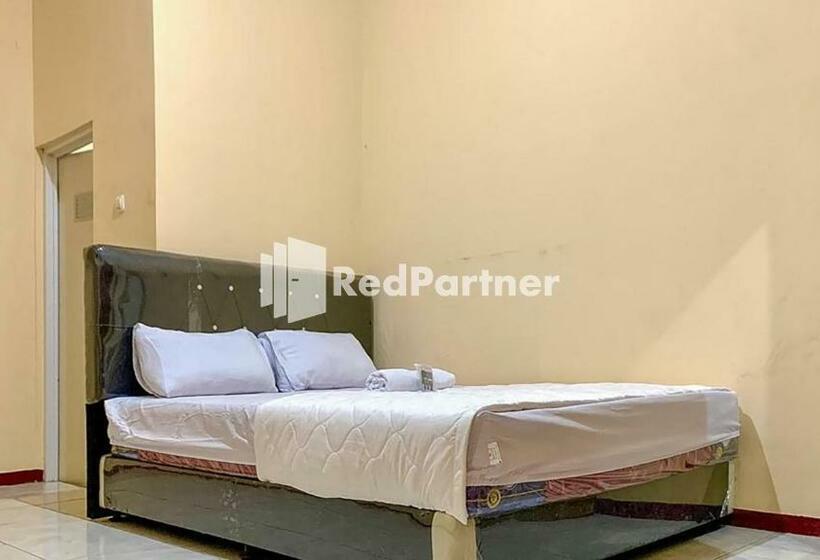 ホテル Psm Syariah Guest House Redpartner