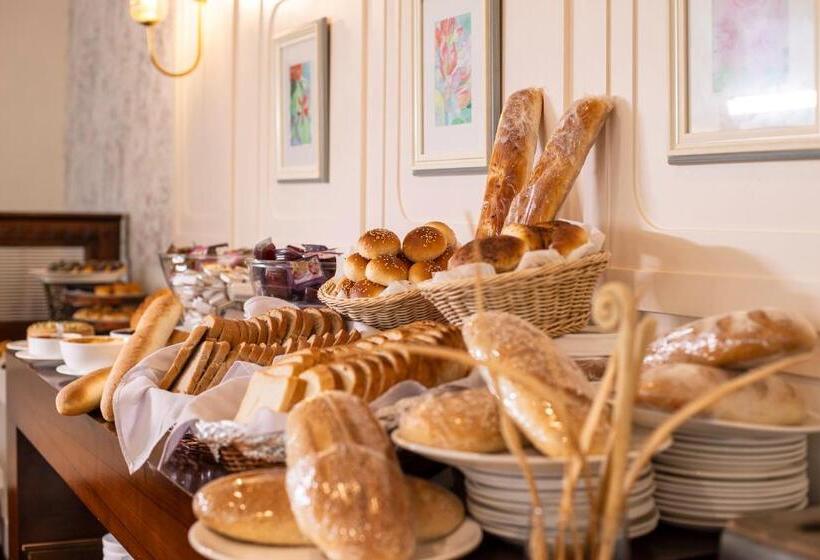 ホテル Raga On The Ganges