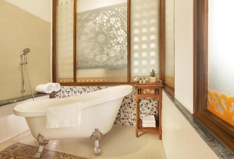 ホテル Raga On The Ganges