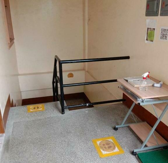 Hotel Reddoorz @ Solid Rock Guest House Baler