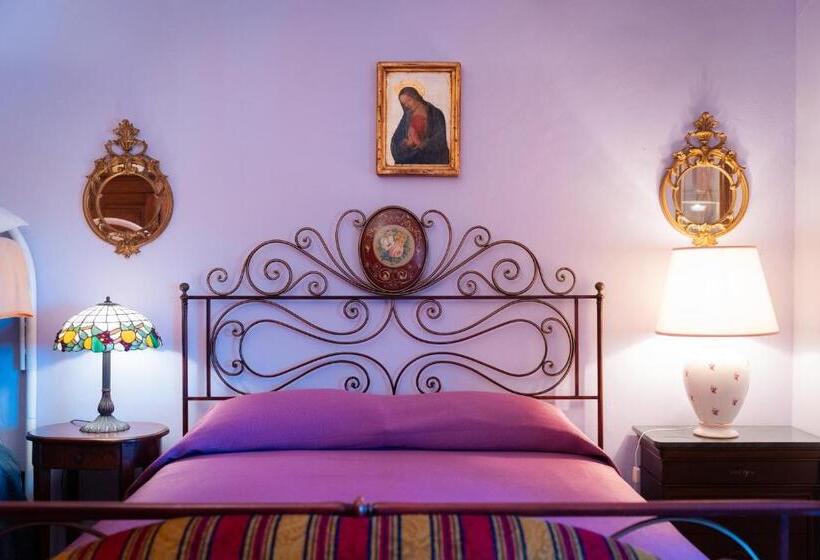 هتل Tenuta De Francisci