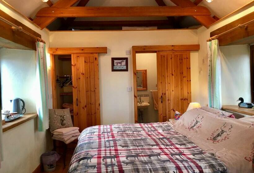 Отель The Stable