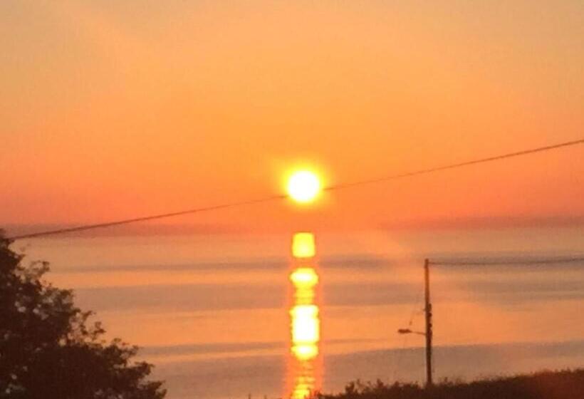 Ocean View B&b X35x250