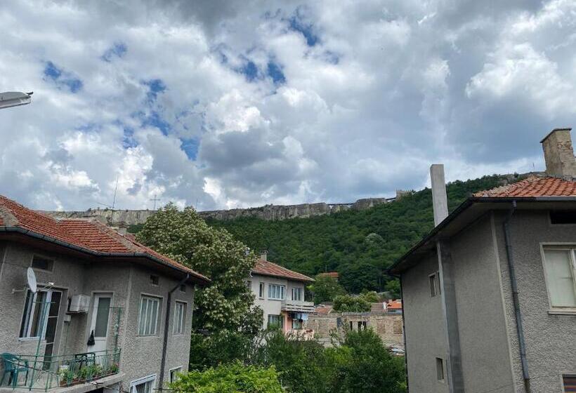 膳宿费 стаи за гости маринови