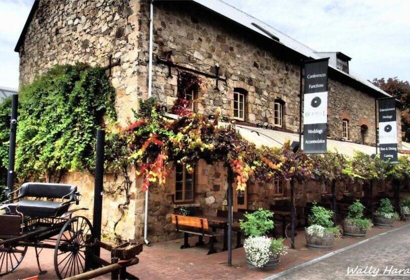 Пансион Adelaide Hills Escape