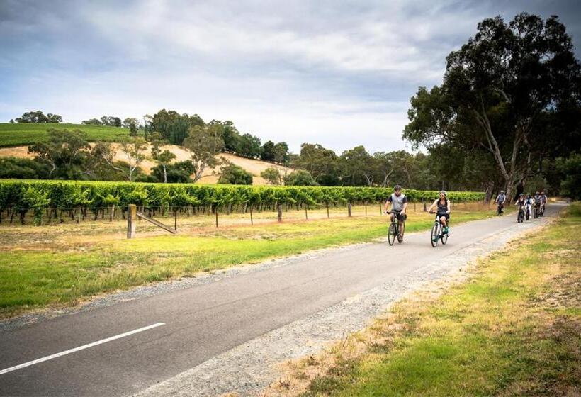 Пансион Adelaide Hills Escape