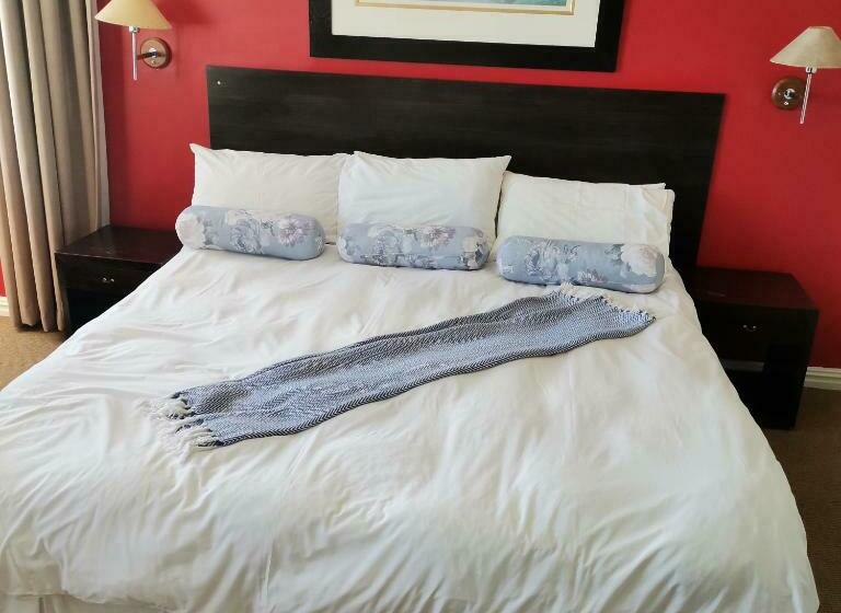 פנסיון Arkenstone Frys Guesthouse