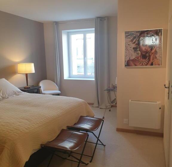 膳宿费 Au Clos Du Bourg