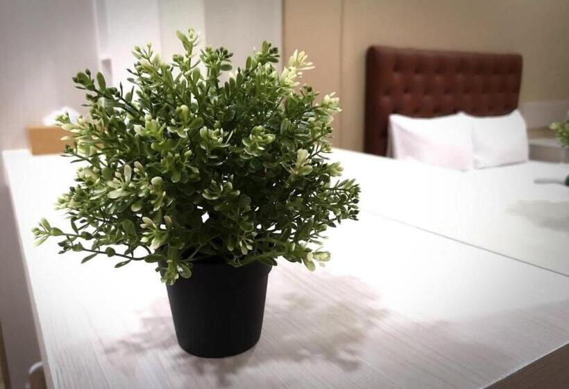 פנסיון Banpong Center Place